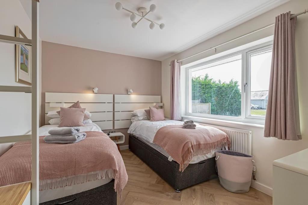 Family-Friendly Retreat Between Beach & Mountains Tremadog Exteriör bild