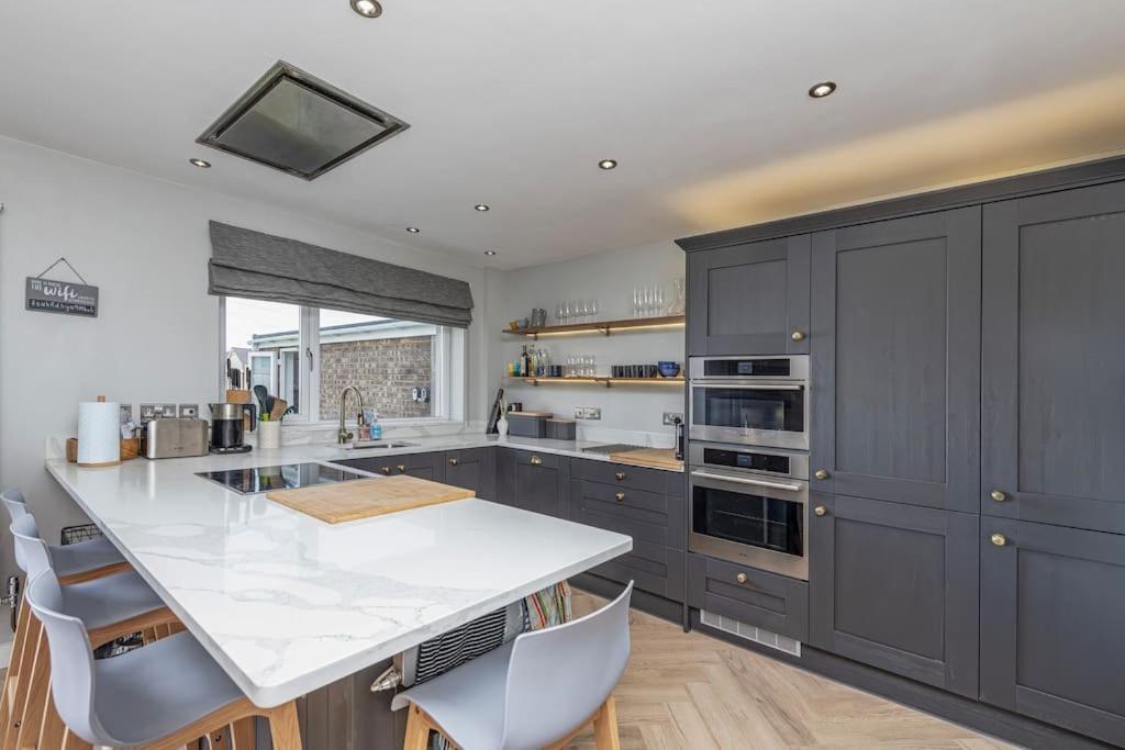 Family-Friendly Retreat Between Beach & Mountains Tremadog Exteriör bild